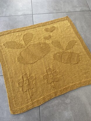 Bumblebee Blanket