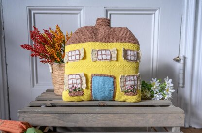 Cozy Yellow House Pillow in Lion Brand 24/7 Cotton DK - Downloadable PDF