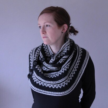 Lissanover Cowl