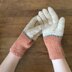 Terra cotta gloves