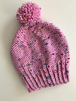 dommer melodramatiske Neuropati Raspberry Ripple Hat Knitting pattern by Knao Knits | LoveCrafts