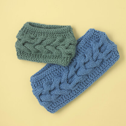 Loop de Loop Cowl - Free Knitting Pattern for Women in Paintbox Yarns Simply Super Chunky