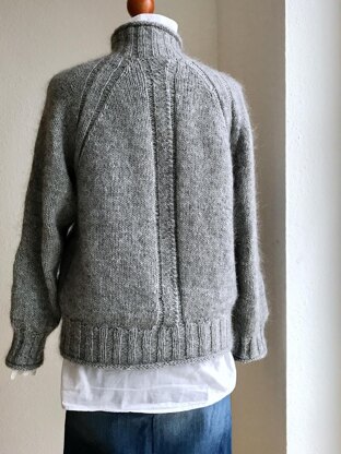 Diana's Raglan Knitting pattern by Toni Goldfisch | LoveCrafts
