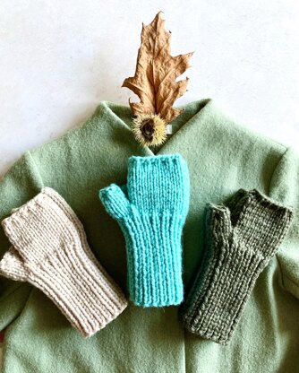 Chunky Bobble Hat and Mitts