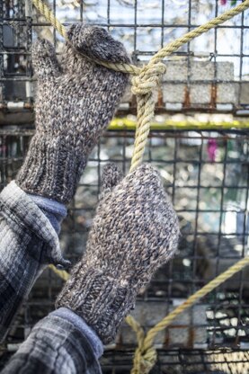 Sheehan Gloves in Berroco Inca Tweed - 346-7