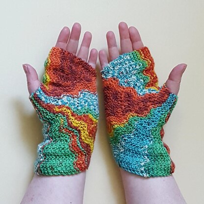 Ripple Fingerless Gloves