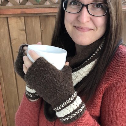 Prairie Winters Fingerless Mittens - knitting pattern