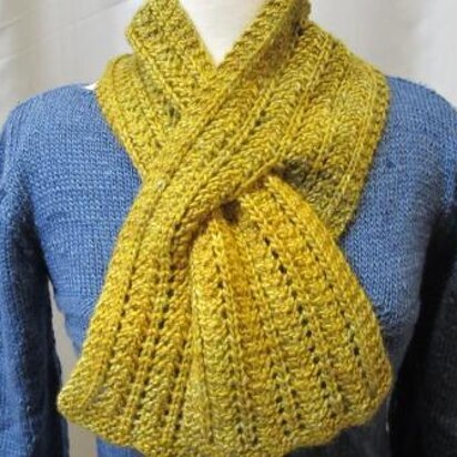 Rocky Road Keyhole Scarf