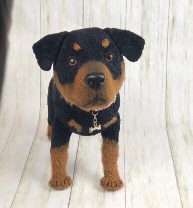 Rottweiler dog crochet