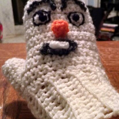 Frozen snowman mittens