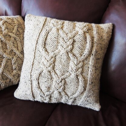 Double Knotted Lattice Cushion Cover