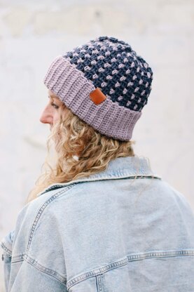 Peek Beanie