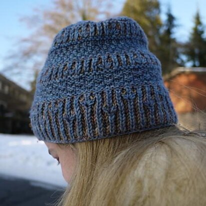 Shooting Stars Brioche Hat - knitting pattern