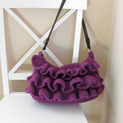 Boho Ruffle Bag - knitting pattern