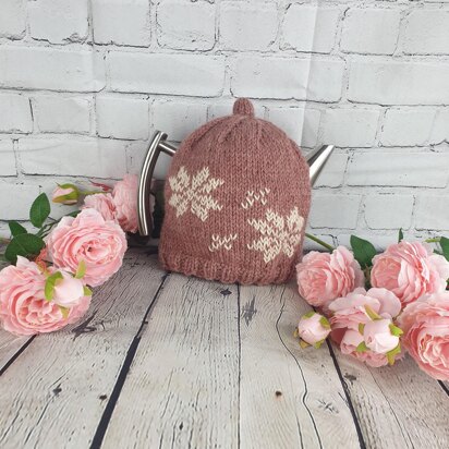 Snow flake tea cosy