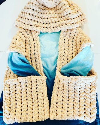 Hooded Pocket Scarf