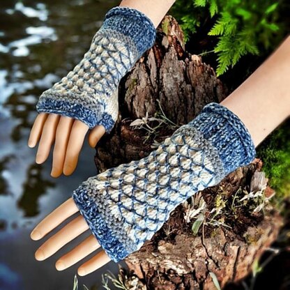 Lattice Fingerless Gloves