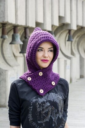 The Dugme Hooded Cowl