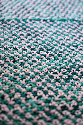 Wakame Placemats in Universal Yarn Yashi & Yashi Iro - 2318 PDF