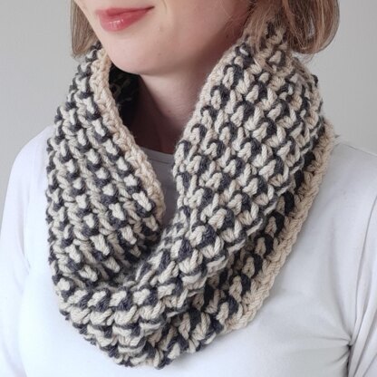 Trinity Stitch Cowl