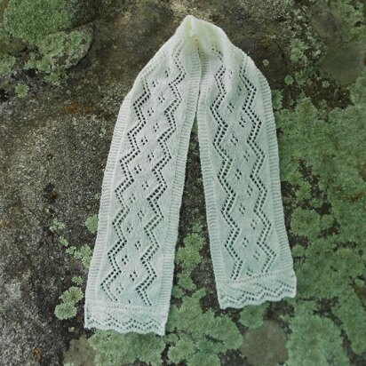 Winding Ribbons Lace Scarf