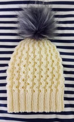 Simple Beanie Hat Chunky Yarn Straight Needles