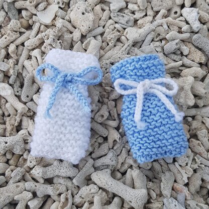 Little Knitted Pouches