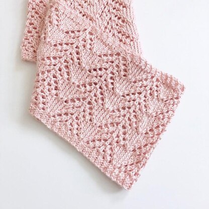 Easy Lace Infinity Scarf: Mae Cowl