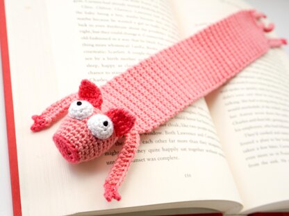 Pig Bookmark Crochet Pattern