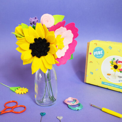The Make Arcade Spring Posy Kit