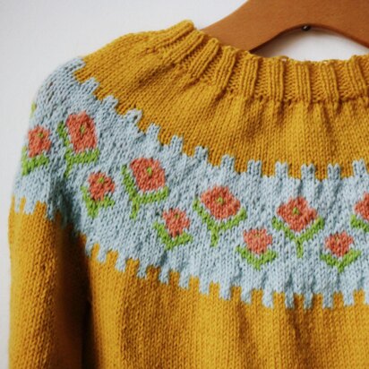 Vintage Chic Sweater in worsted