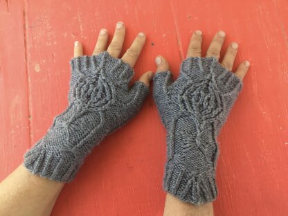 Spiderweb Fingerless Gloves