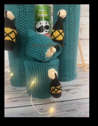 Hooded Cloak Pringles Tub Covers 185g, 165g & 40g Knitting Pattern