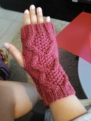 Fingerless gloves