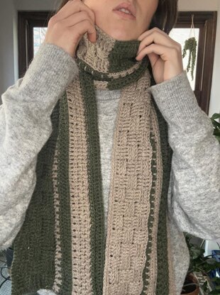 Marlowe Scarf