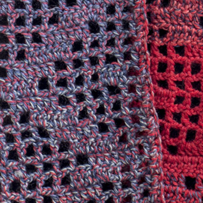 Lightning Grid Scarf in Cascade 220 Superwash Wave - W687 - Downloadable PDF