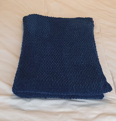 Velvety Feeling Blanket (Super Chunky)