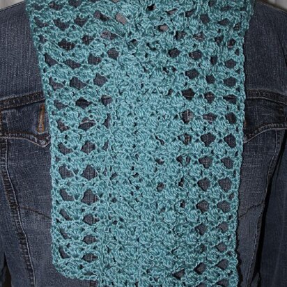 Cluster Trellis Scarf