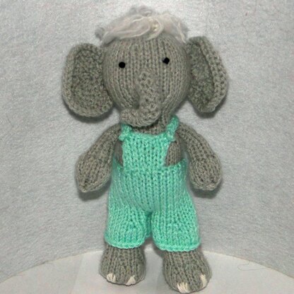 Gigi the little elephant