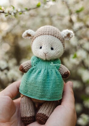 Sheep in a dress knitting pattern. Knitted animal pattern. Stuffed toy tutorial PDF.