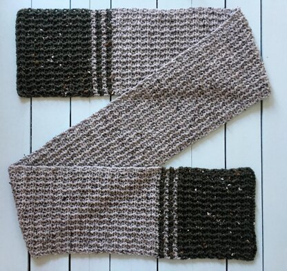 Easy Crochet Scarf Pattern for Men: Make-Me-In-HDC Scarf