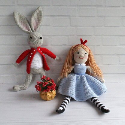 White Rabbit from Wonderland, Alice friend