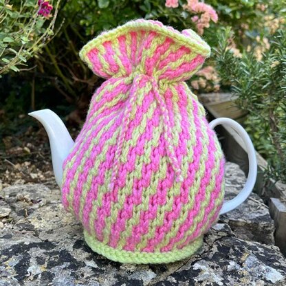 Marshmallow 4 Cup Teapot Cosy Knitting Pattern
