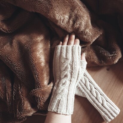 Maralin Fingerless Mitts