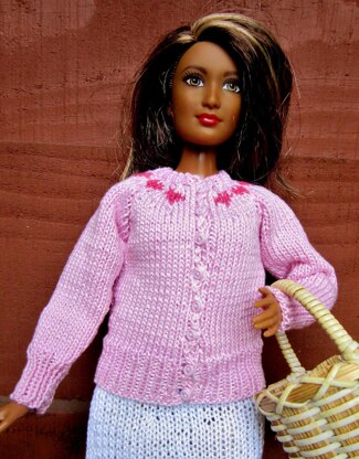 1:6th scale Cariad cardigan