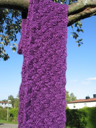 Seriatim thick and thin cowl