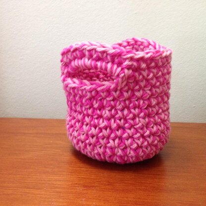 Mini Crochet Basket