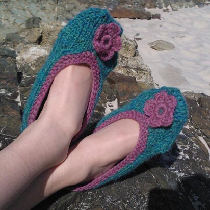 Ladies knitted cosy ballet slippers
