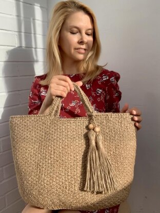 Crochet Jute Beach Bag Pattern: Large Lined Tote with Tassel