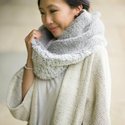 Luxe Faux Furl Cowl (Knit)